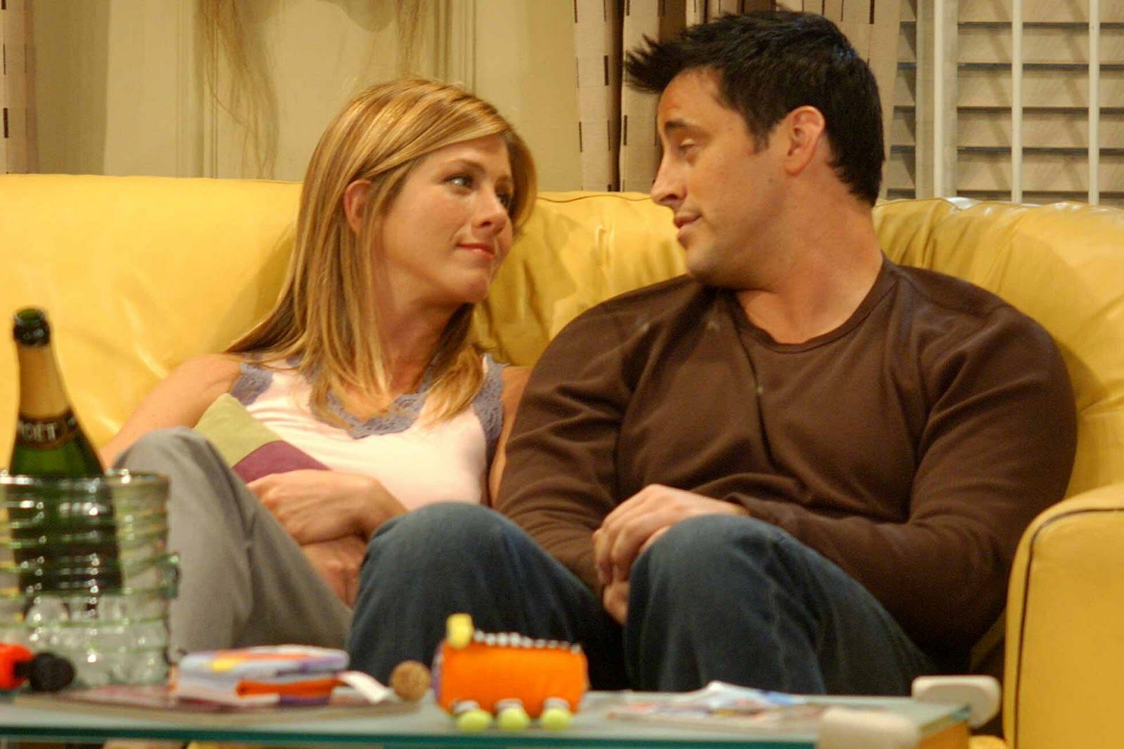 What are the full names of the characters in Friends?